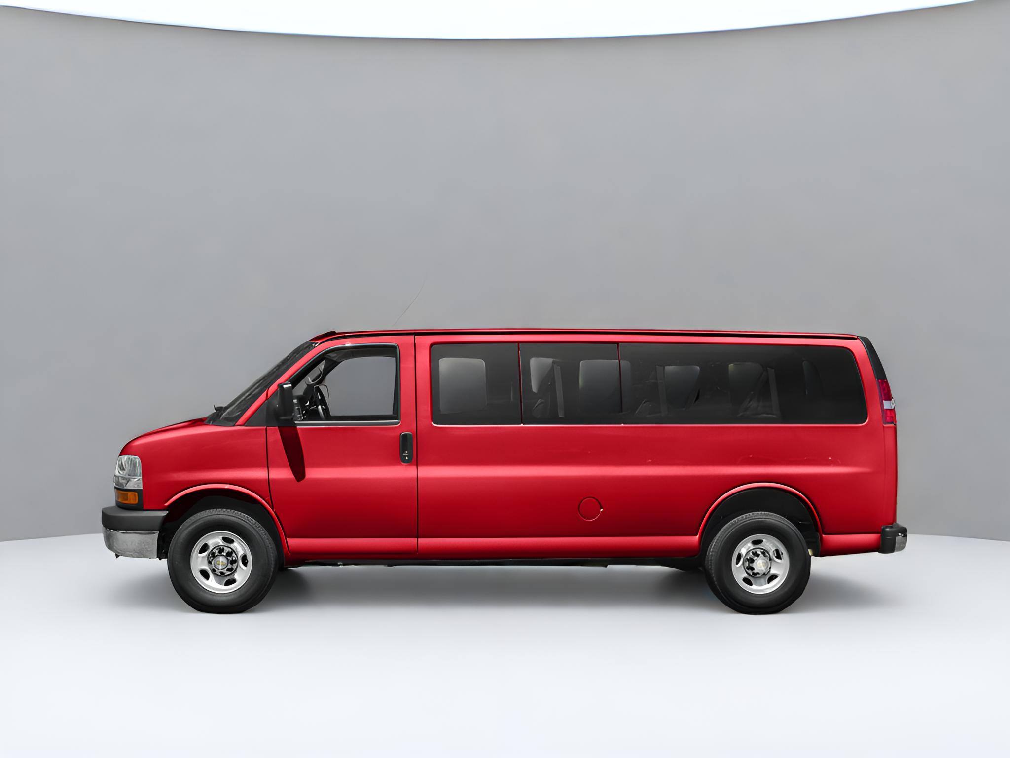 2016 Chevrolet Express Passenger LT