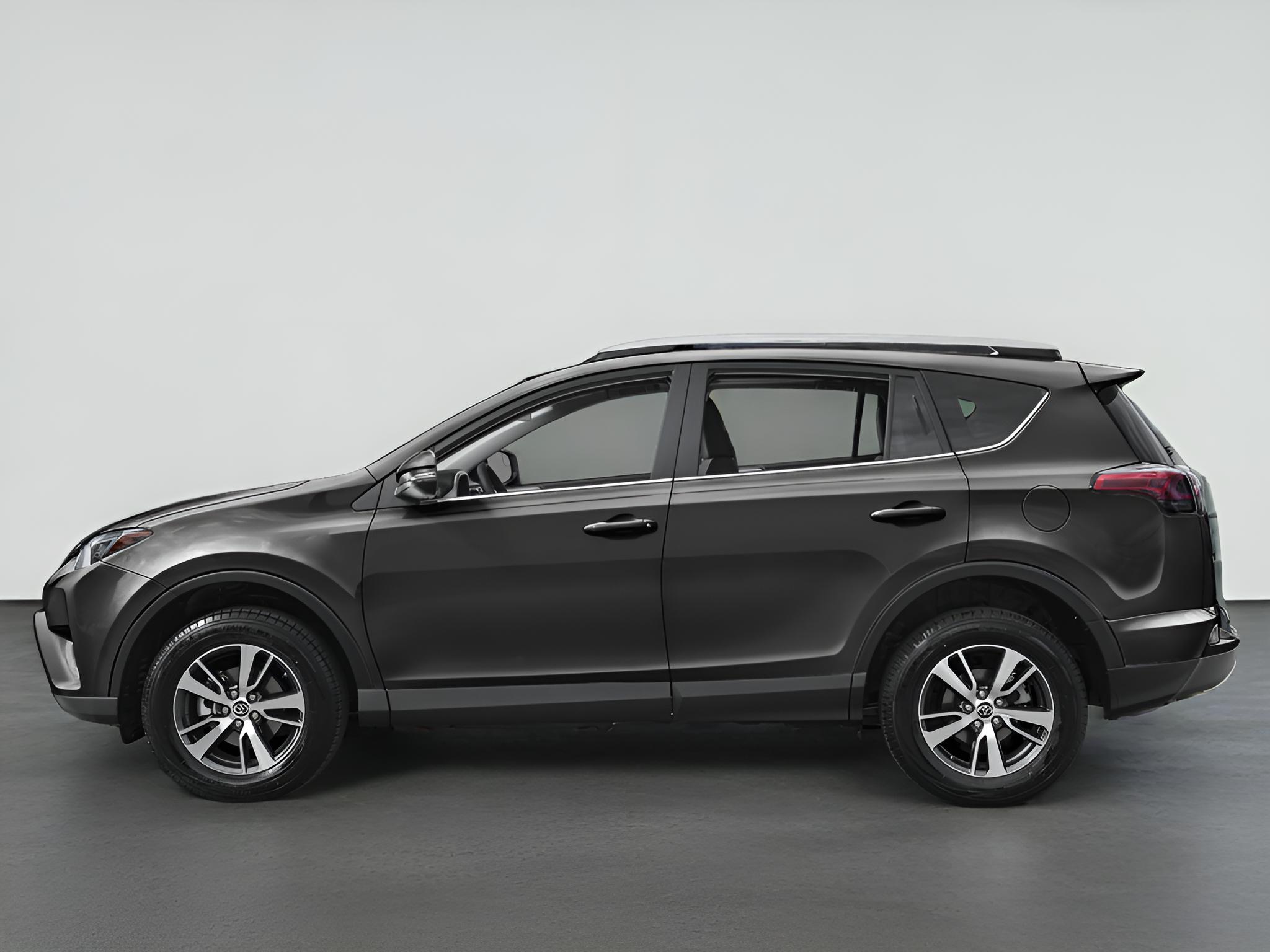 2018 Toyota RAV4 XLE AWD (Natl)