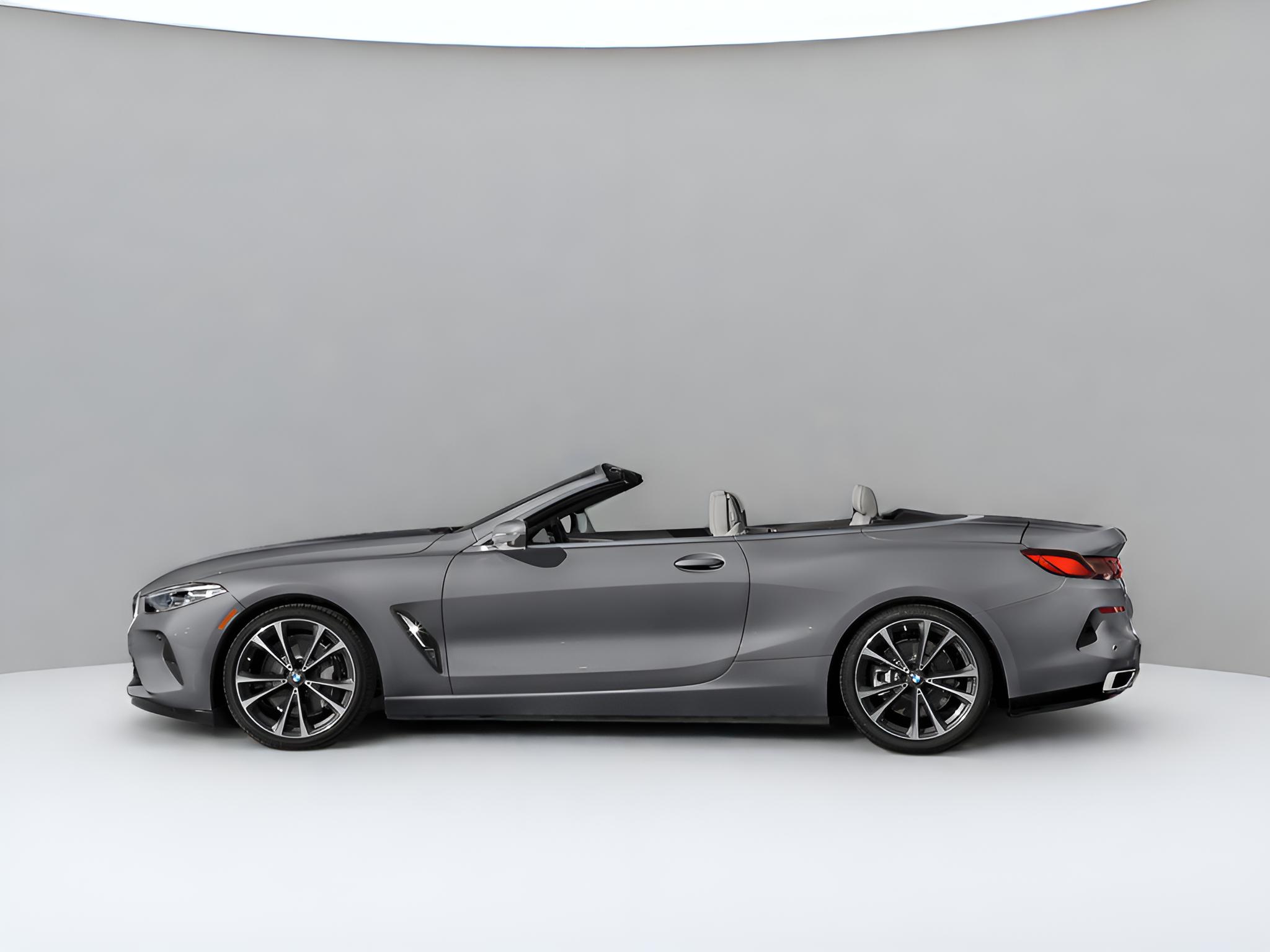 2022 BMW 8 Series 840i