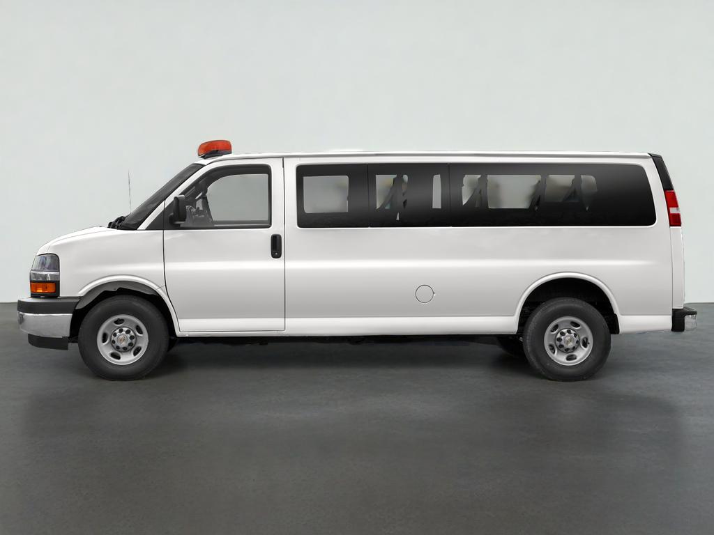 2022 Chevrolet Express Passenger 1LS