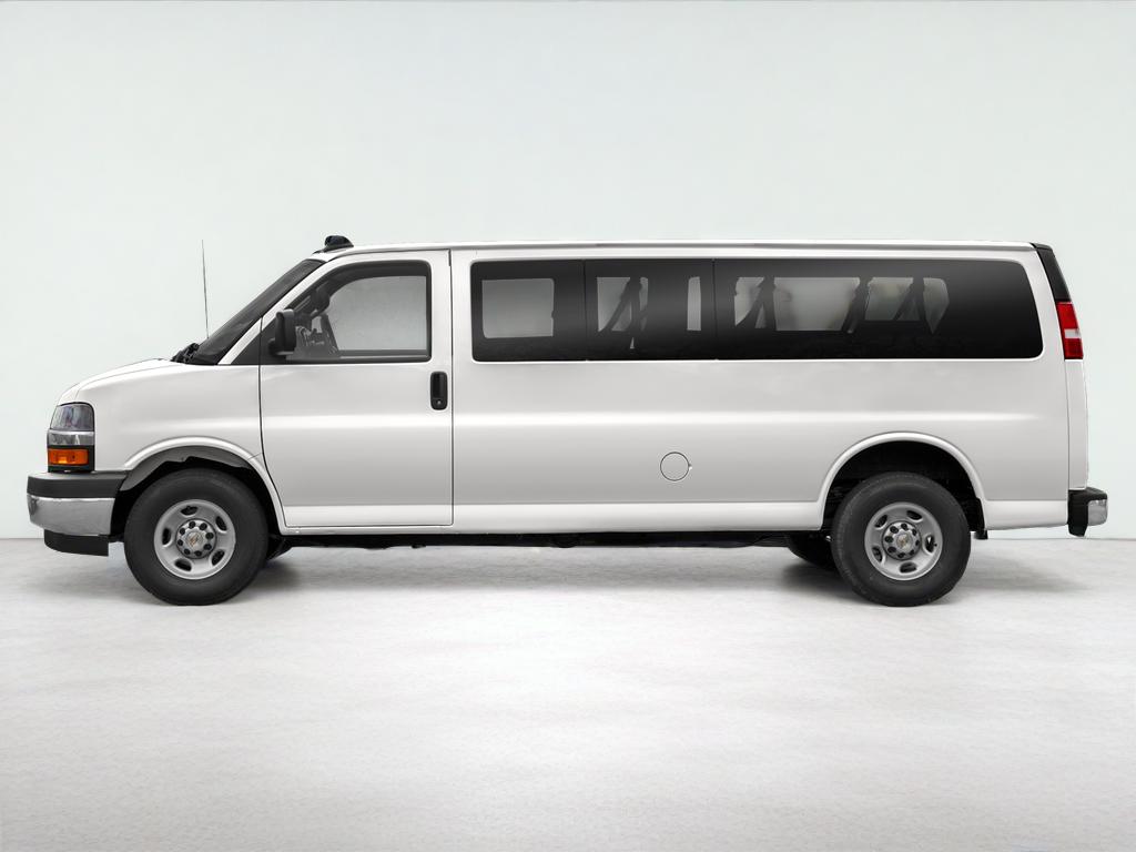 2022 Chevrolet Express Passenger 1LS