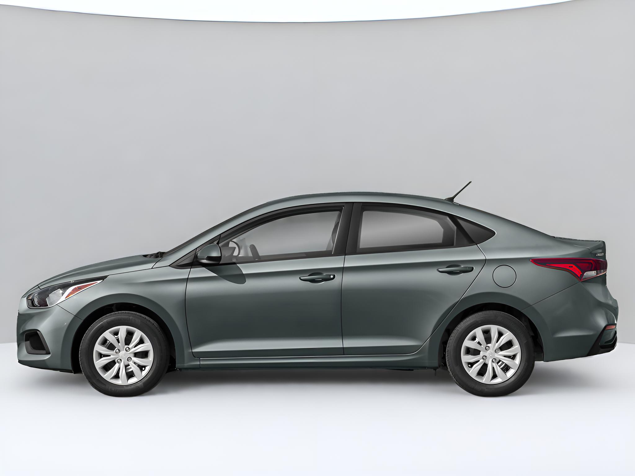 2022 Hyundai Accent SE