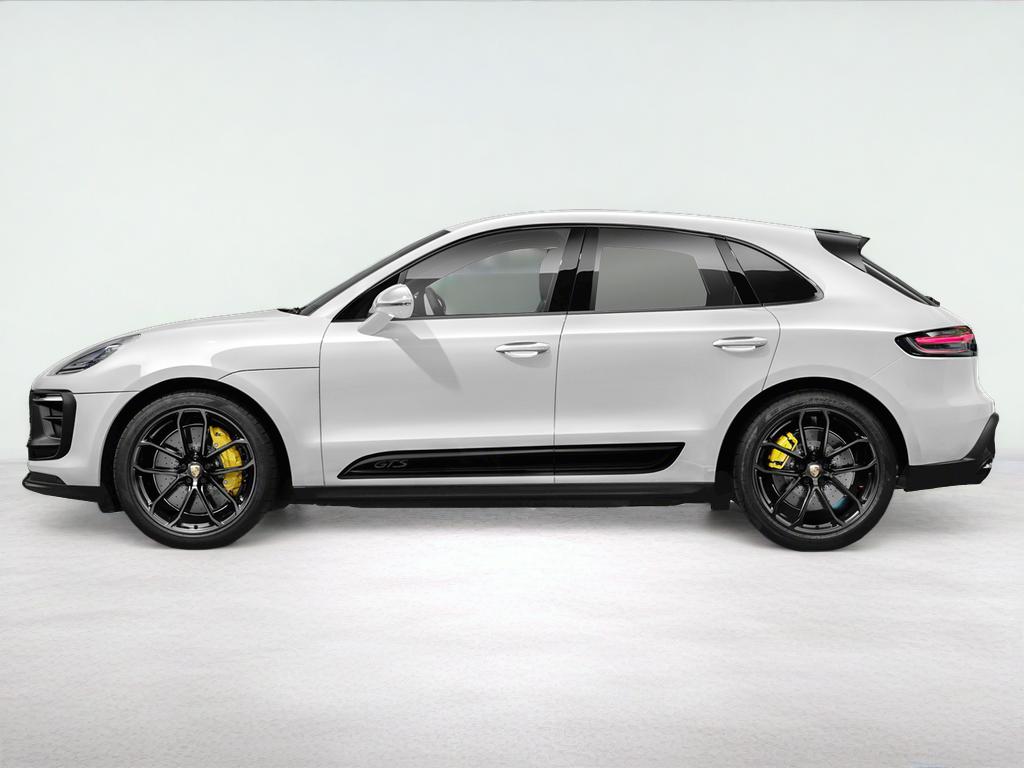 2022 Porsche Macan S