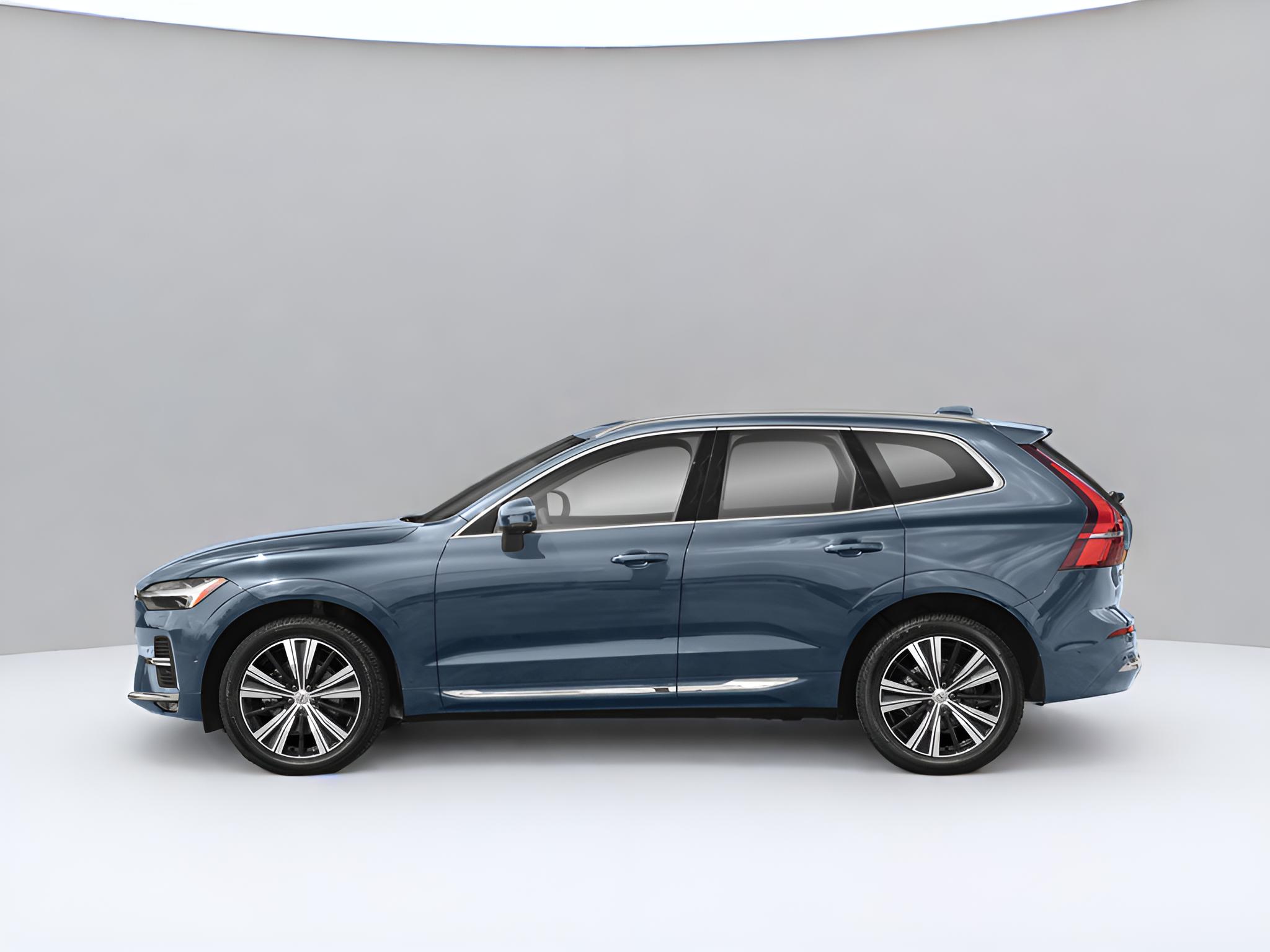 2022 Volvo XC60 Momentum