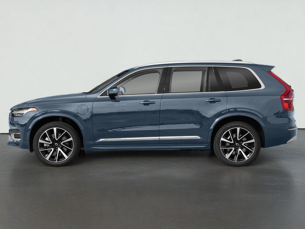 2022 Volvo XC90 Recharge Plug-In Hybrid R-Design