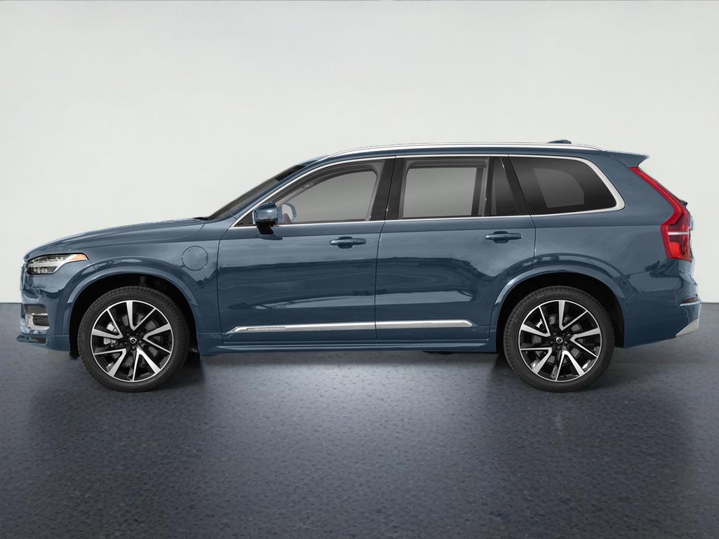 2022 Volvo XC90 Recharge Plug-In Hybrid R-Design