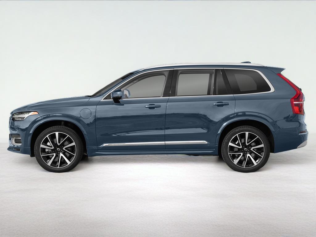 2022 Volvo XC90 Recharge Plug-In Hybrid R-Design