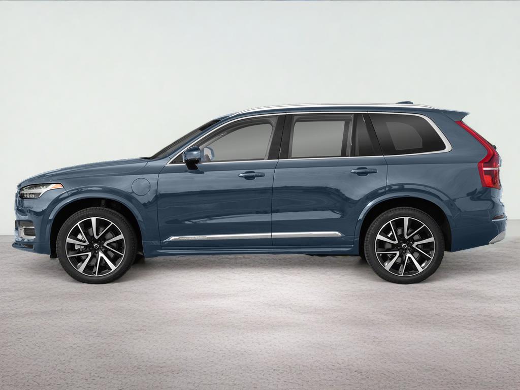 2022 Volvo XC90 Recharge Plug-In Hybrid R-Design