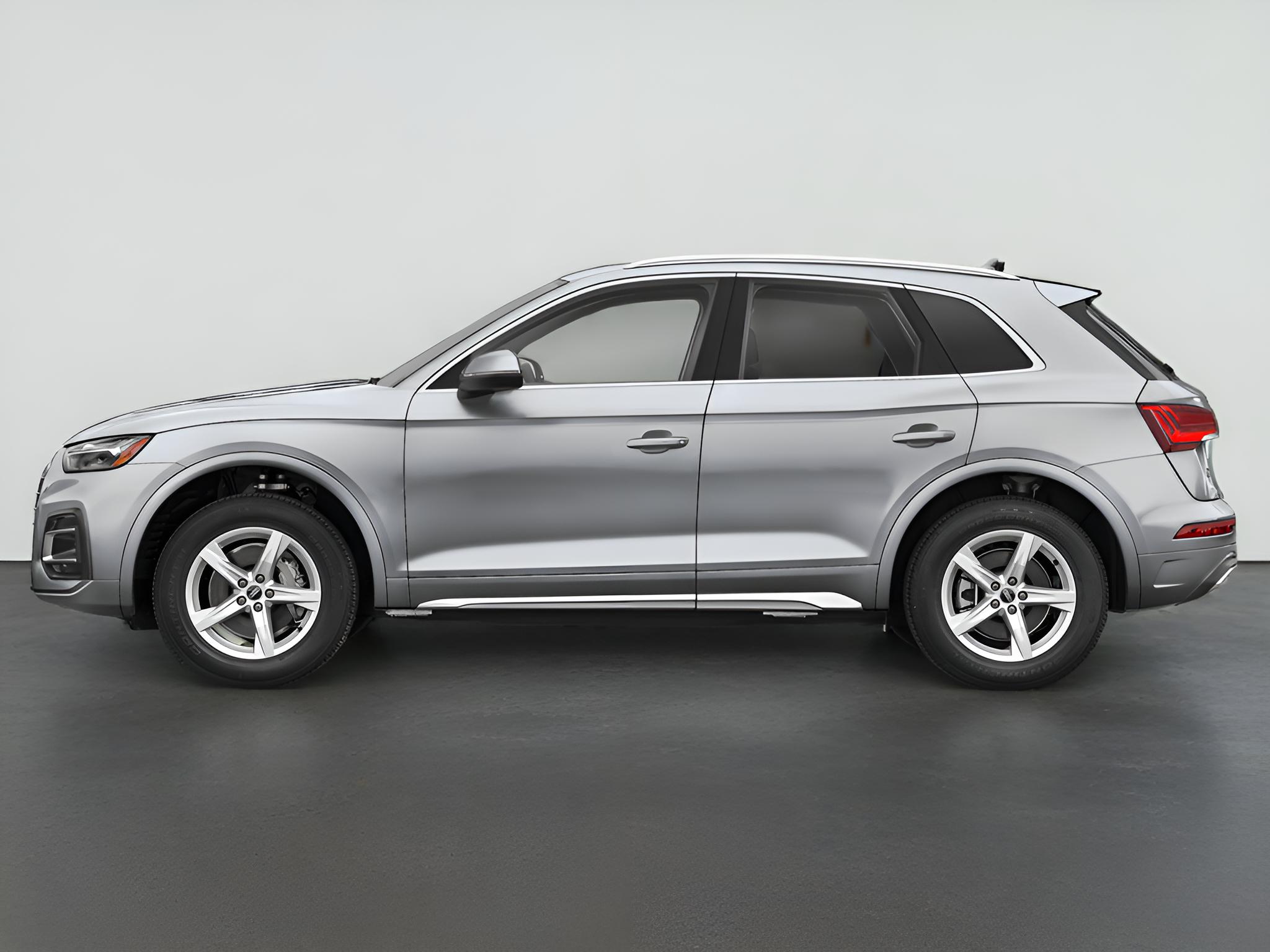 2023 Audi Q5 S line Premium