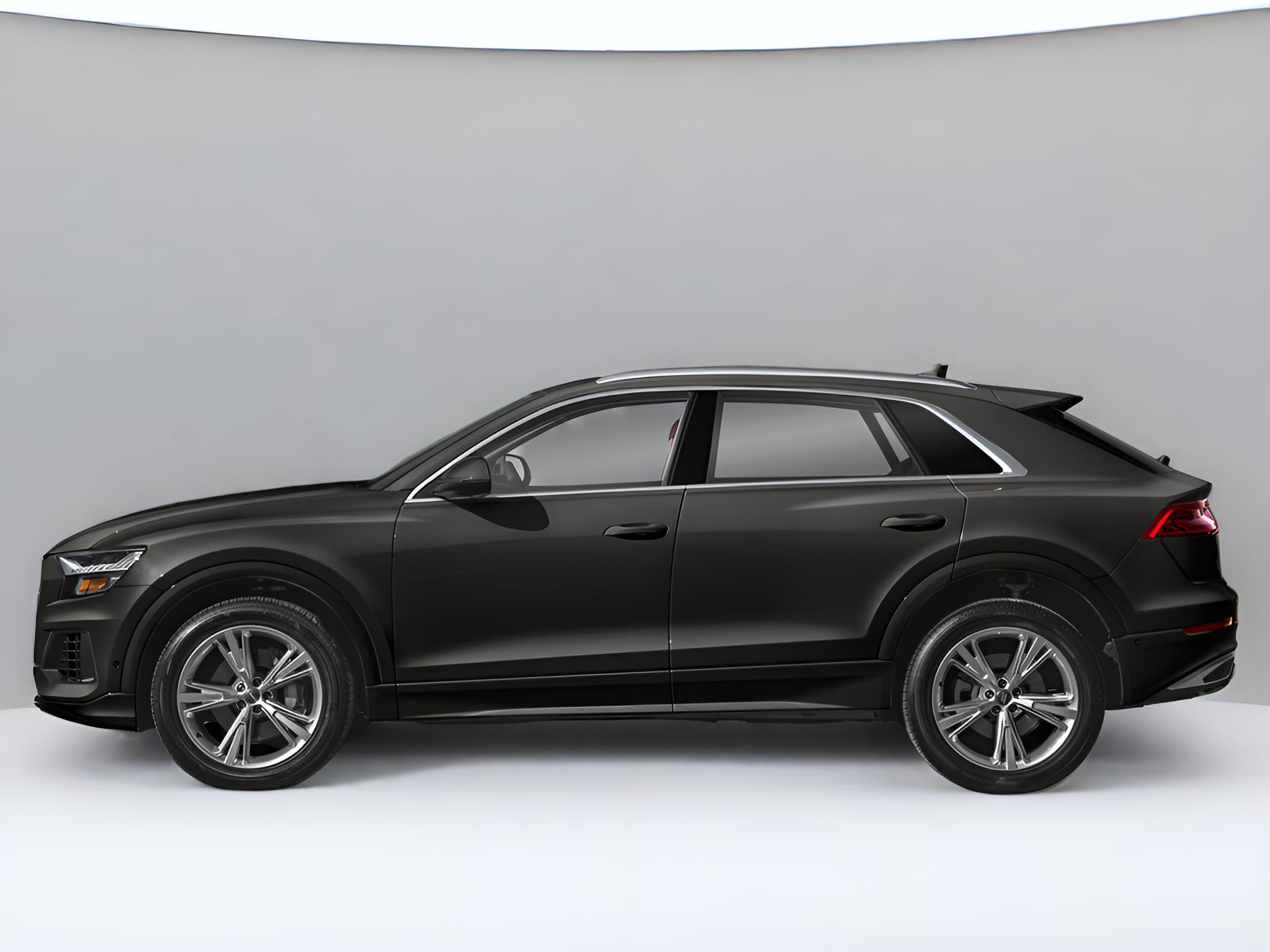 2023 Audi Q8 Premium Plus