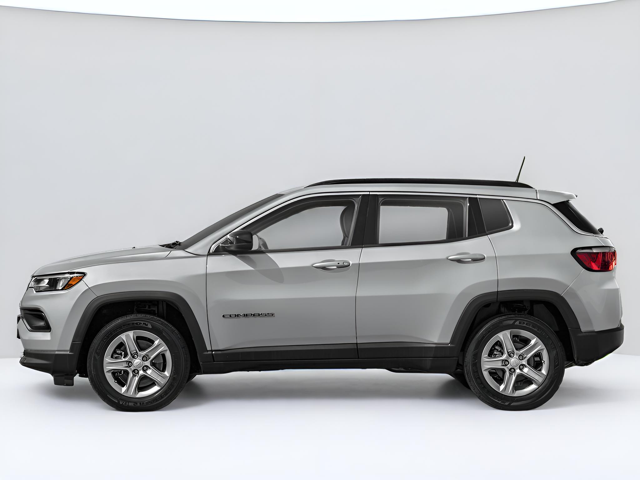2023 Jeep Compass Latitude Lux