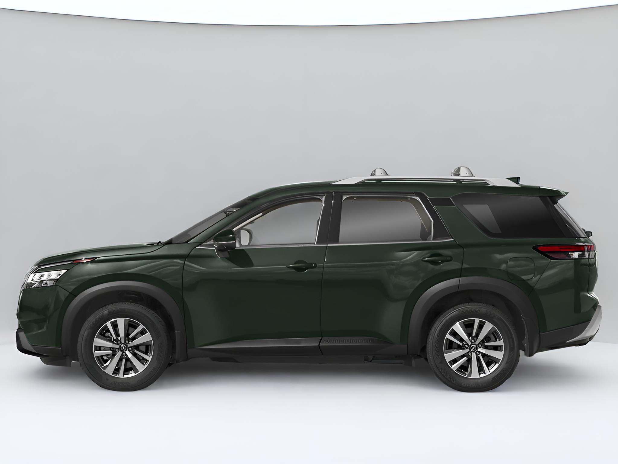 2022 Nissan Pathfinder SL 2WD
