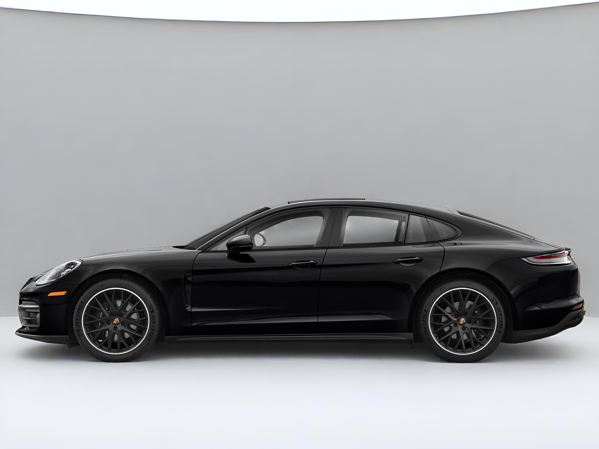 2023 Porsche Panamera 4 Platinum Edition