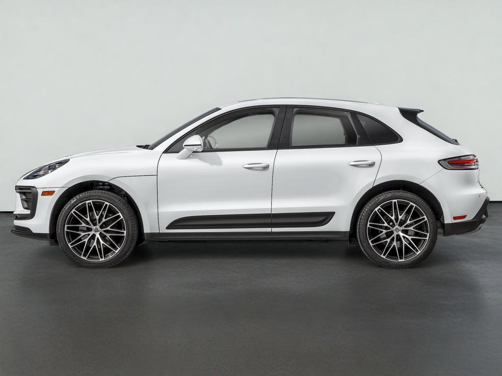2023 Porsche Macan Base