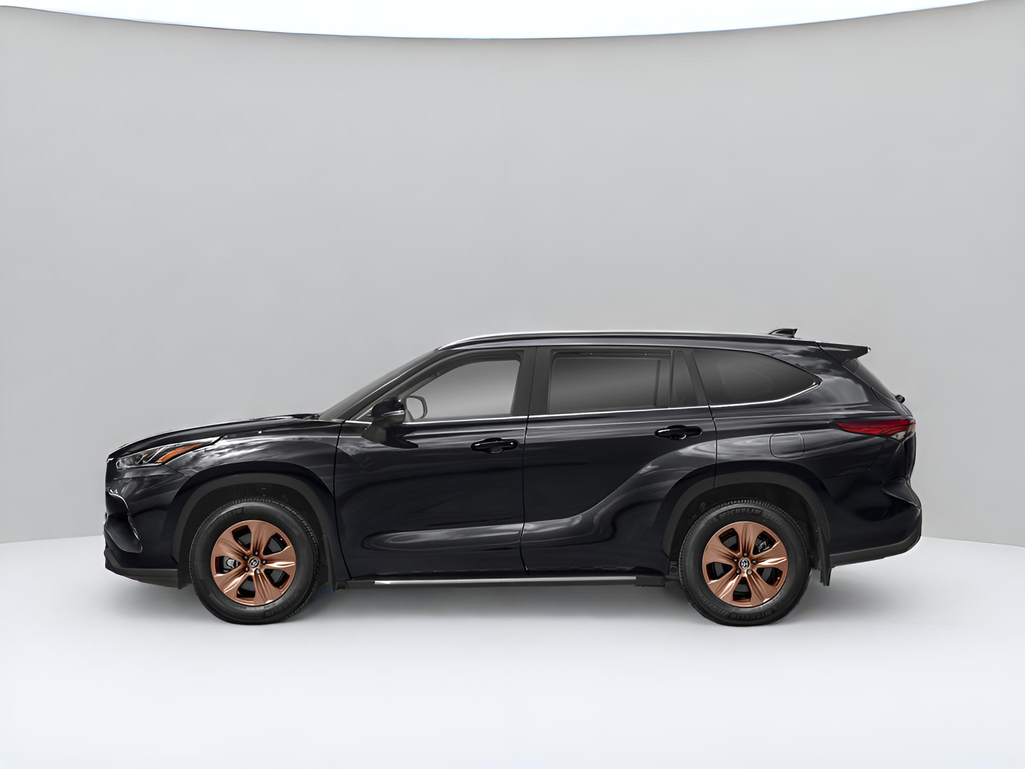 2023 Toyota Highlander Bronze Edition