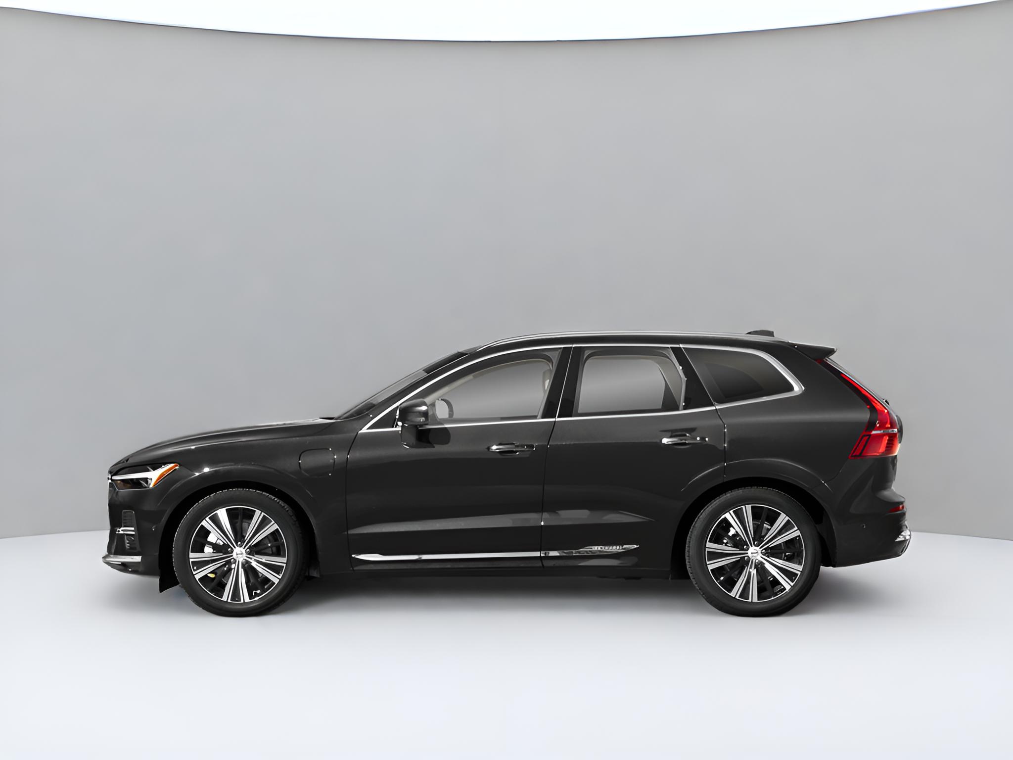 2023 Volvo XC60 Recharge Plug-In Hybrid T8 Plus Bright Theme