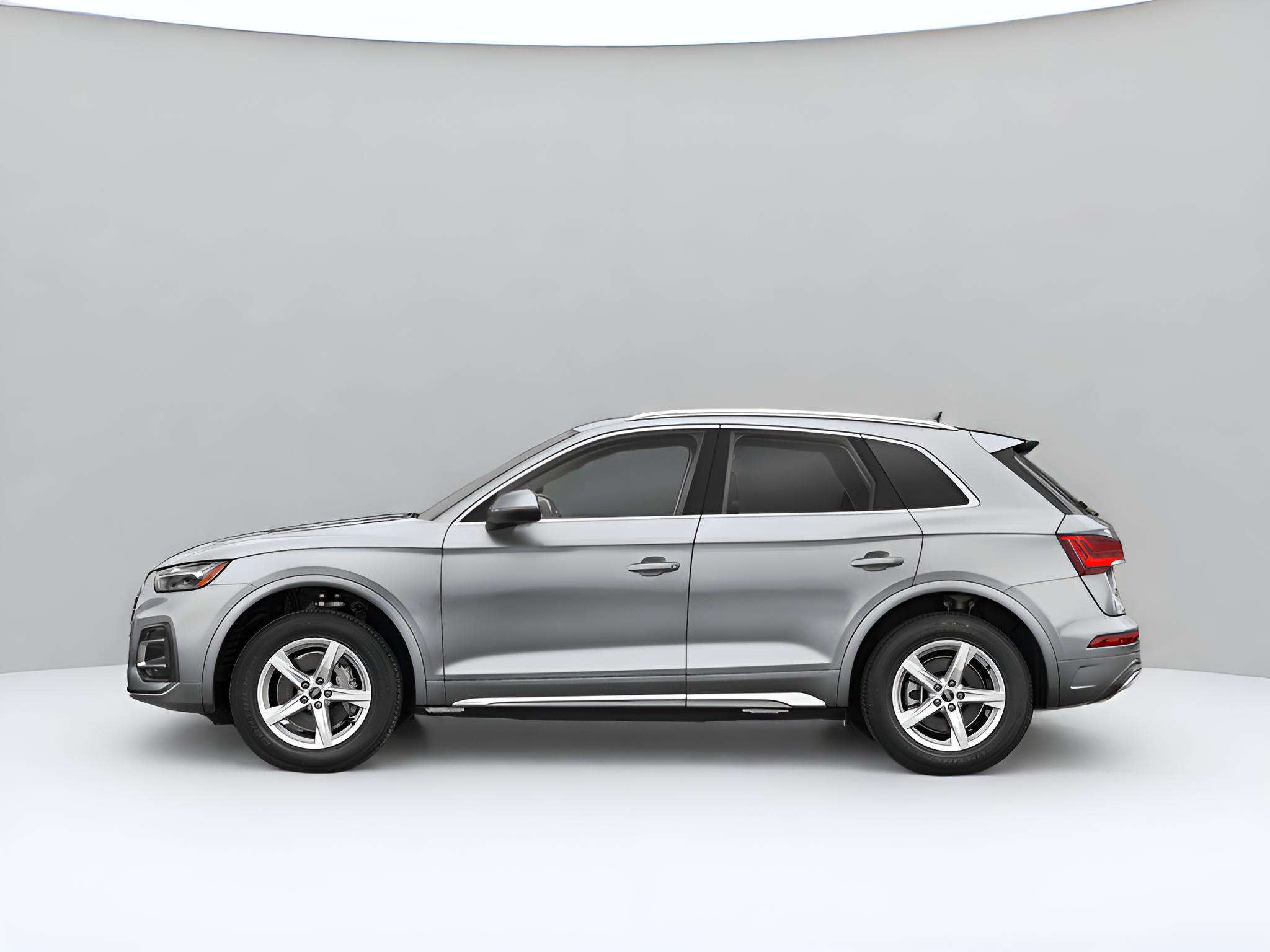 2023 Audi Q5 S line Premium Plus