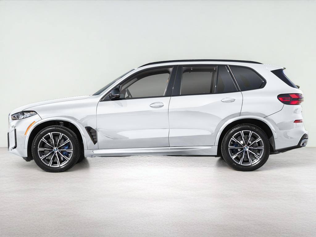 2024 BMW X5 M60i