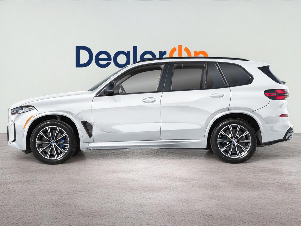 2024 BMW X5 M60i