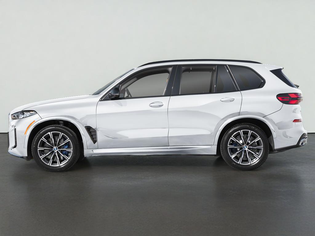 2024 BMW X5 M60i
