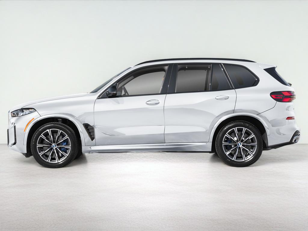 2024 BMW X5 M60i