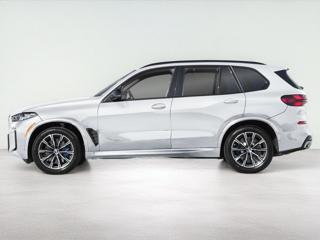 2024 BMW X5 M60i
