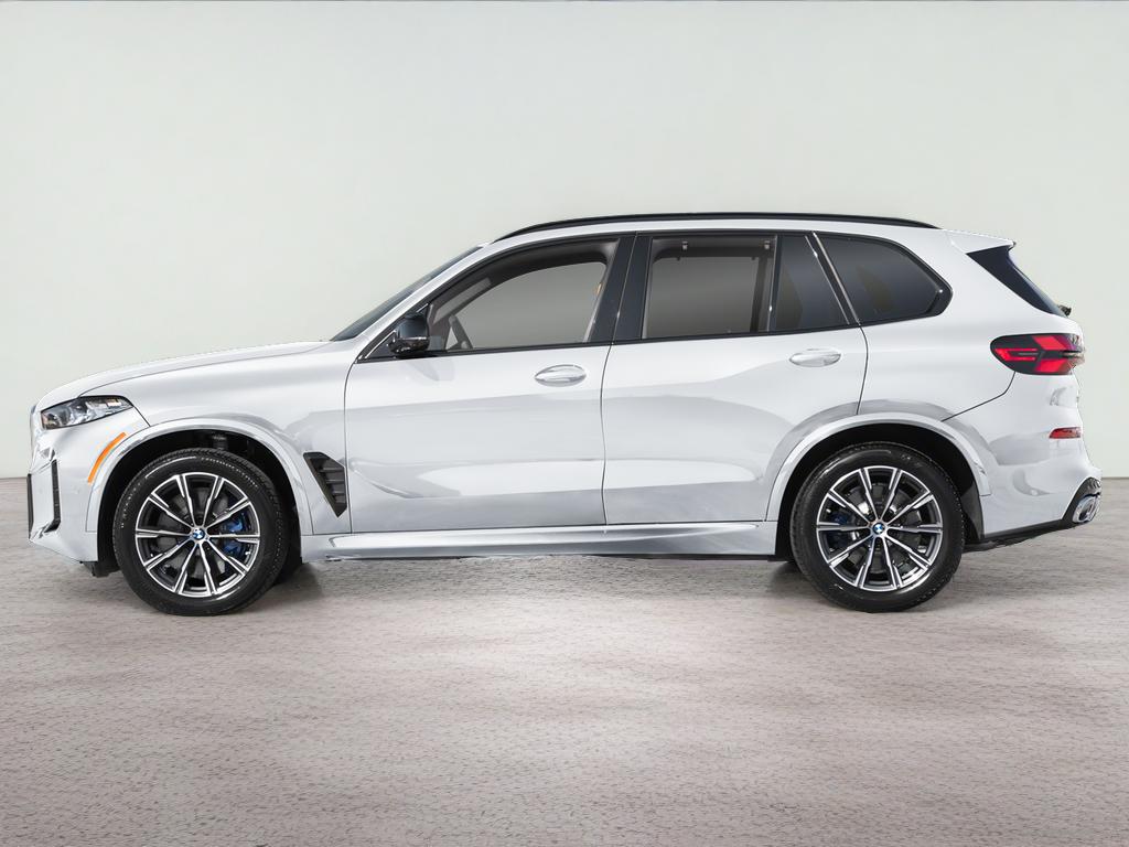 2024 BMW X5 M60i