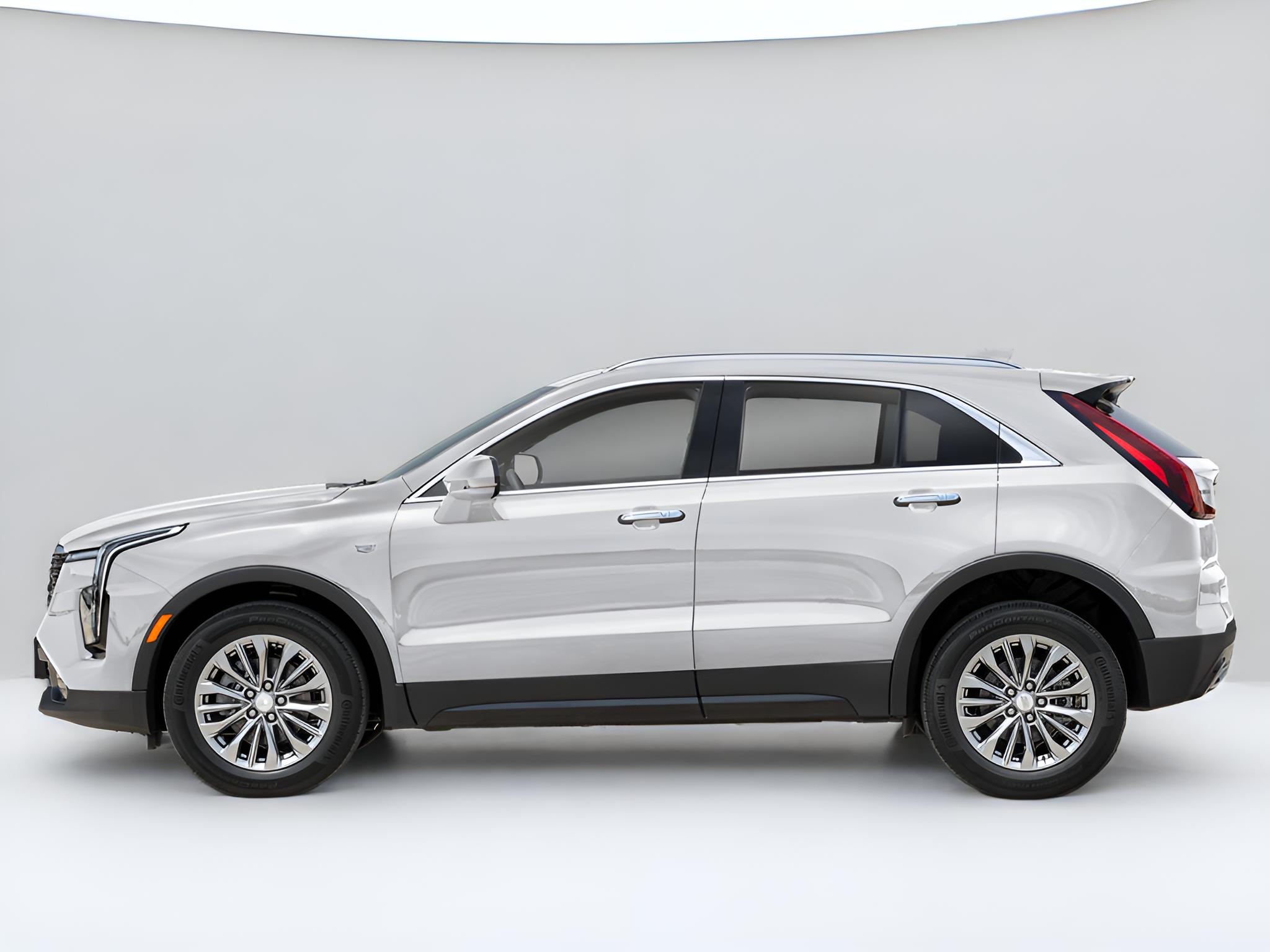 2024 Cadillac XT4 FWD Premium Luxury