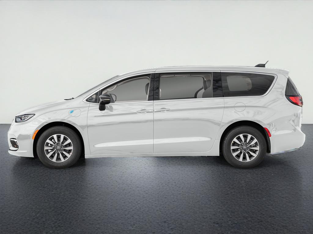 2024 Chrysler Pacifica Select