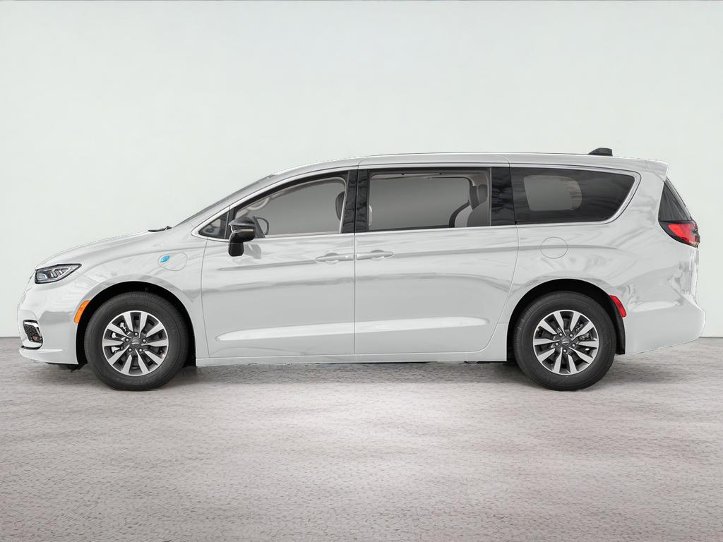 2024 Chrysler Pacifica Select