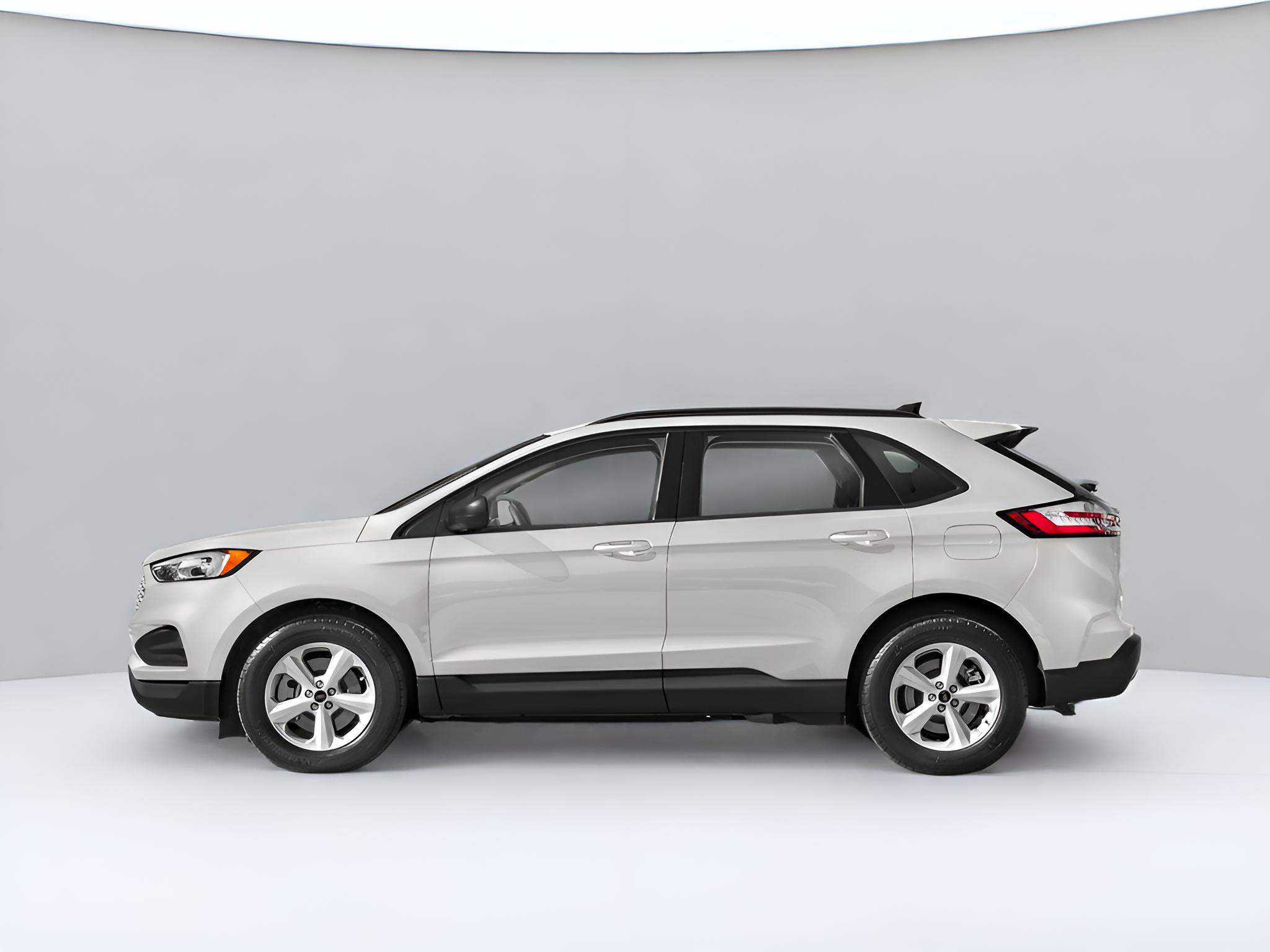 2023 Ford Edge SE