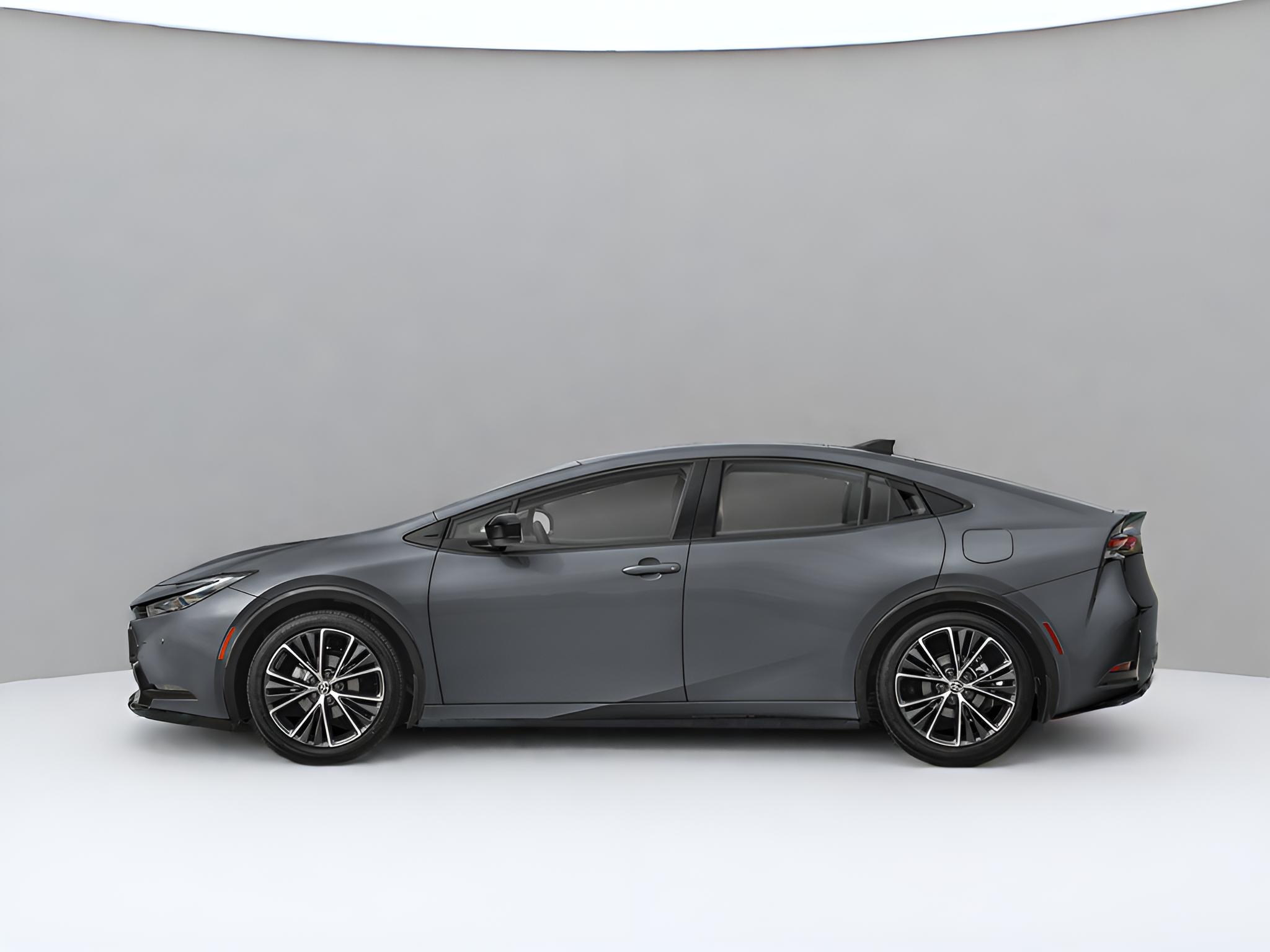 2024 Toyota Prius XLE