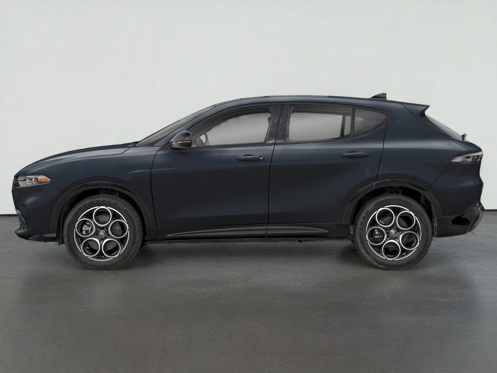 2025 Alfa Romeo Tonale Base