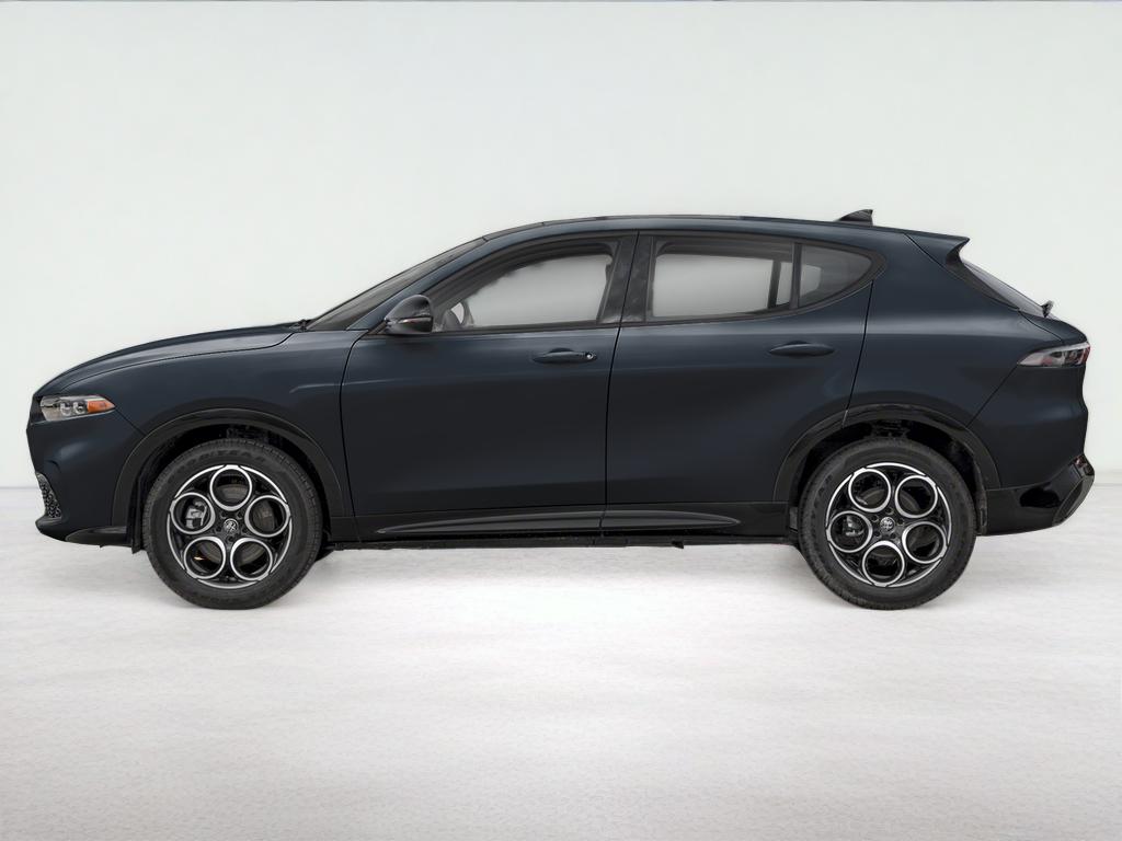 2025 Alfa Romeo Tonale Base
