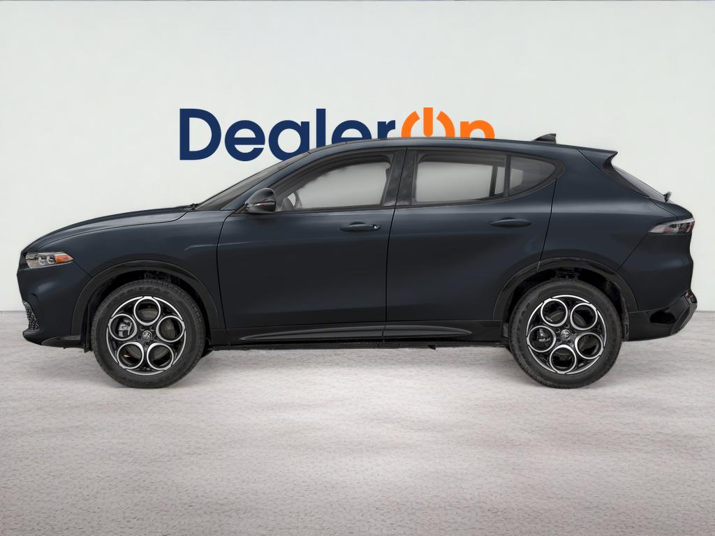 2025 Alfa Romeo Tonale Base