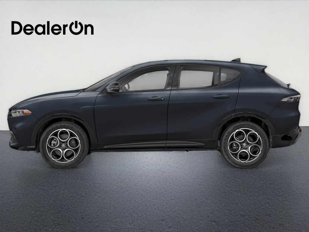 2025 Alfa Romeo Tonale Base