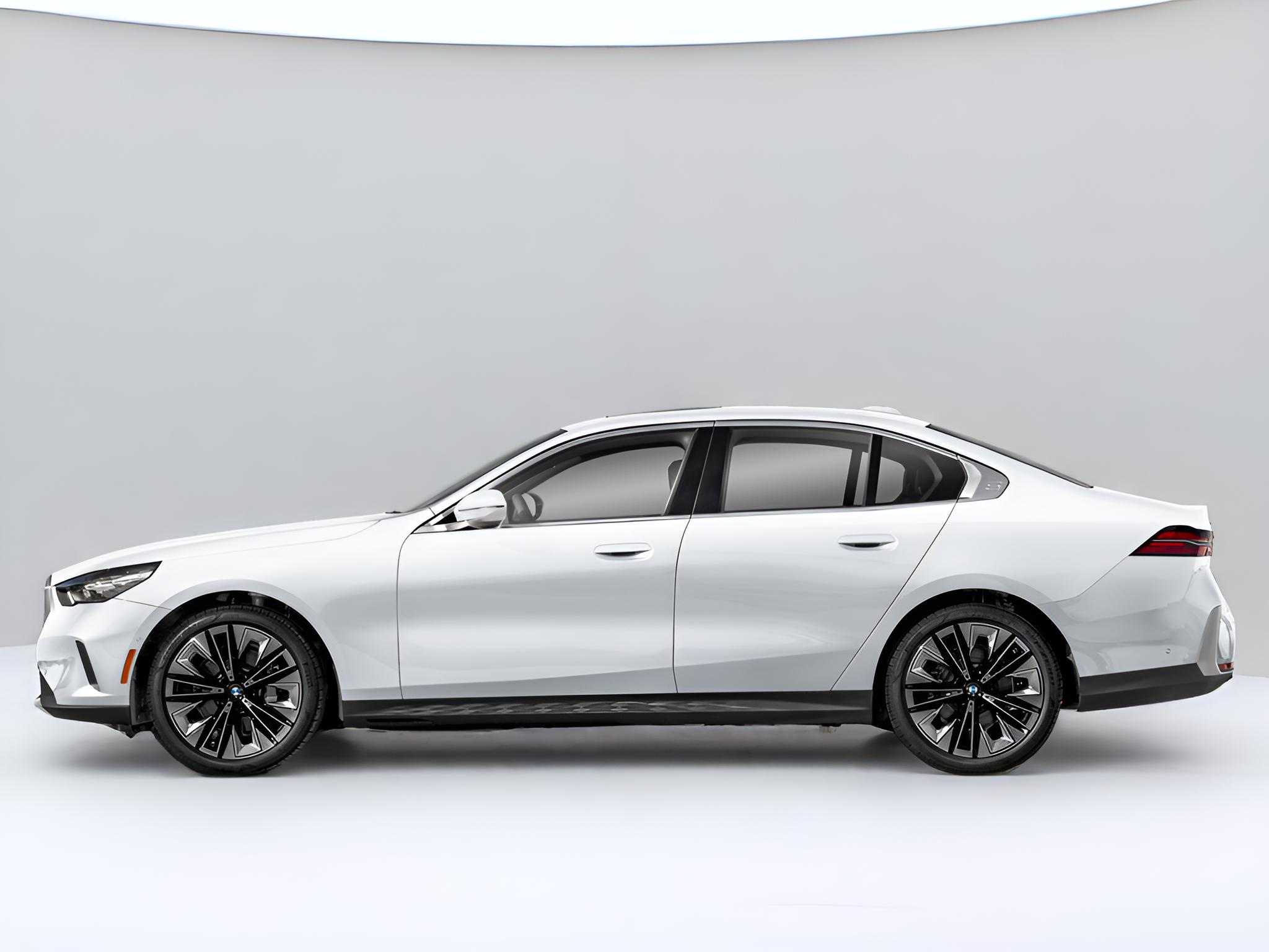 2024 BMW 5 Series 530i