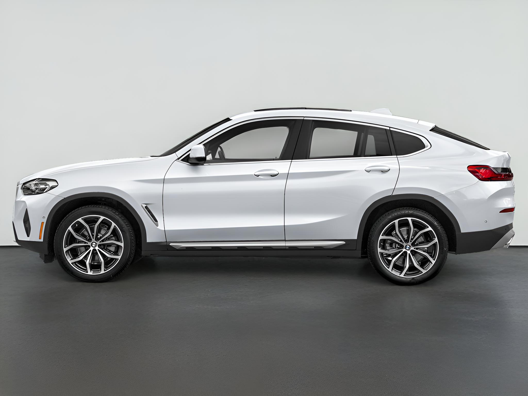 2025 BMW X4 xDrive30i
