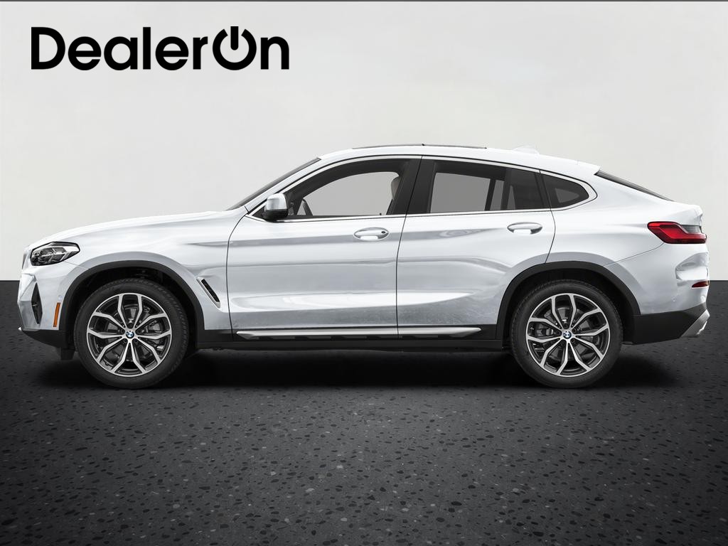 2025 BMW X4 xDrive30i