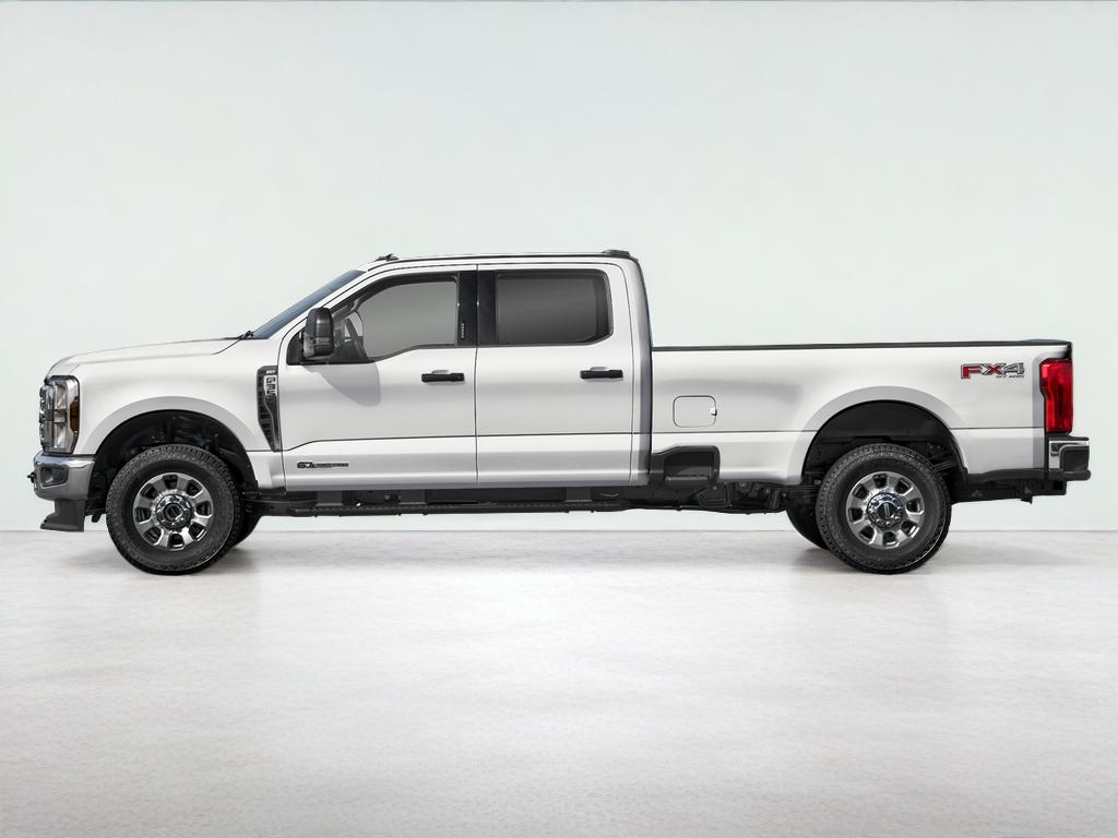2025 Ford Super Duty F-350 DRW Pickup XLT