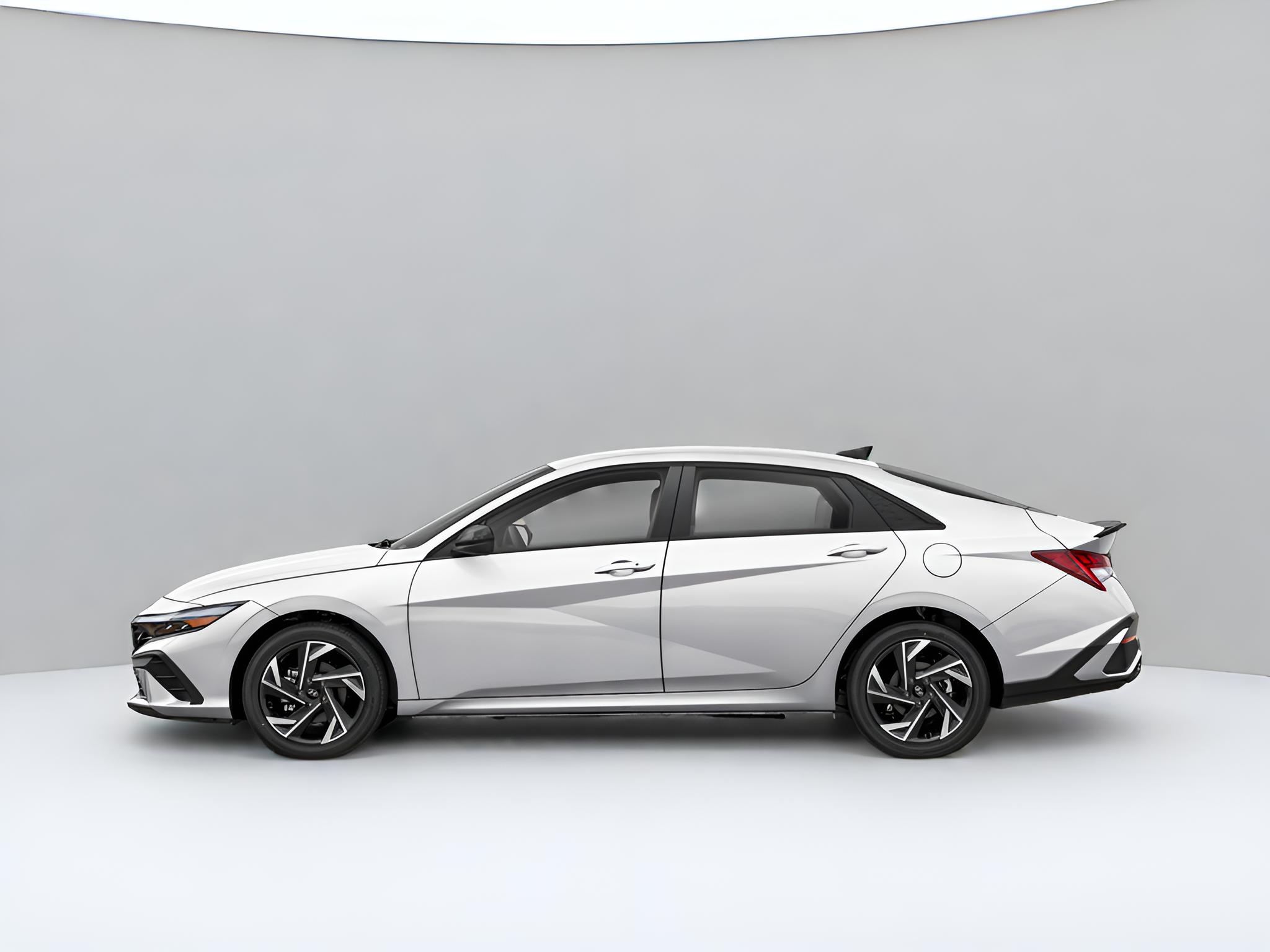 2025 Hyundai Elantra Hybrid SEL Sport