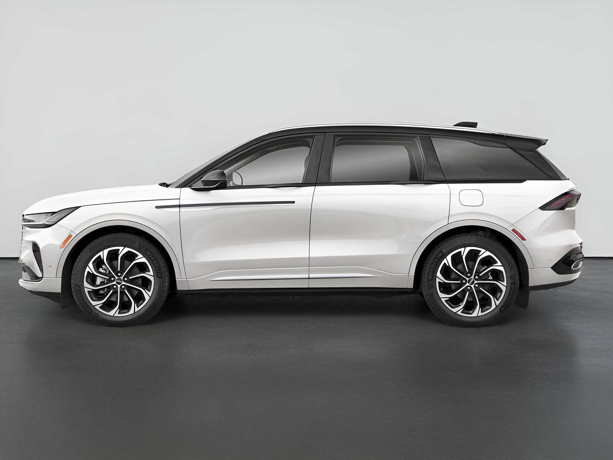 2025 Lincoln Nautilus Reserve