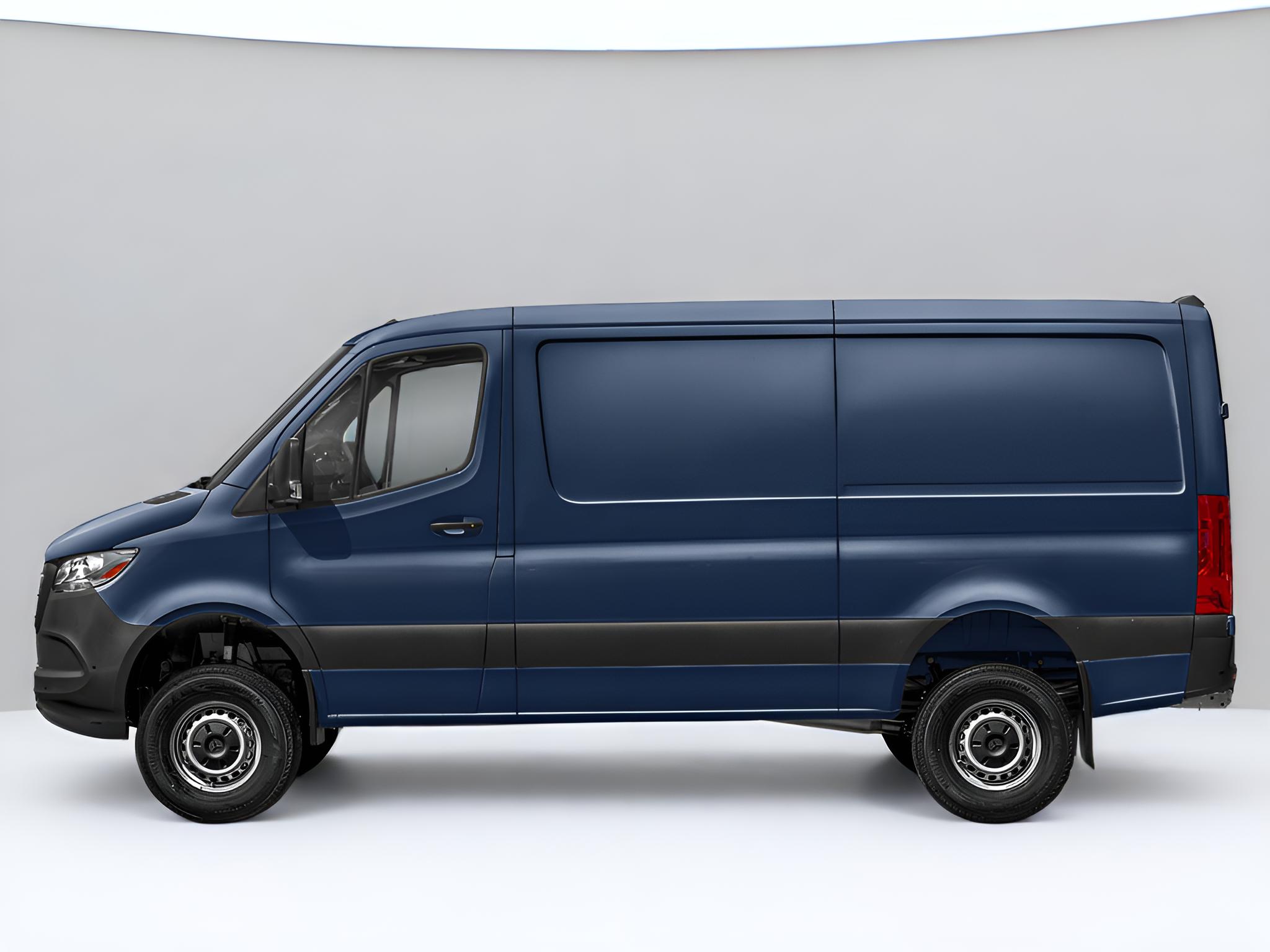 2025 Mercedes-Benz Sprinter Cargo Van Cargo 144 WB