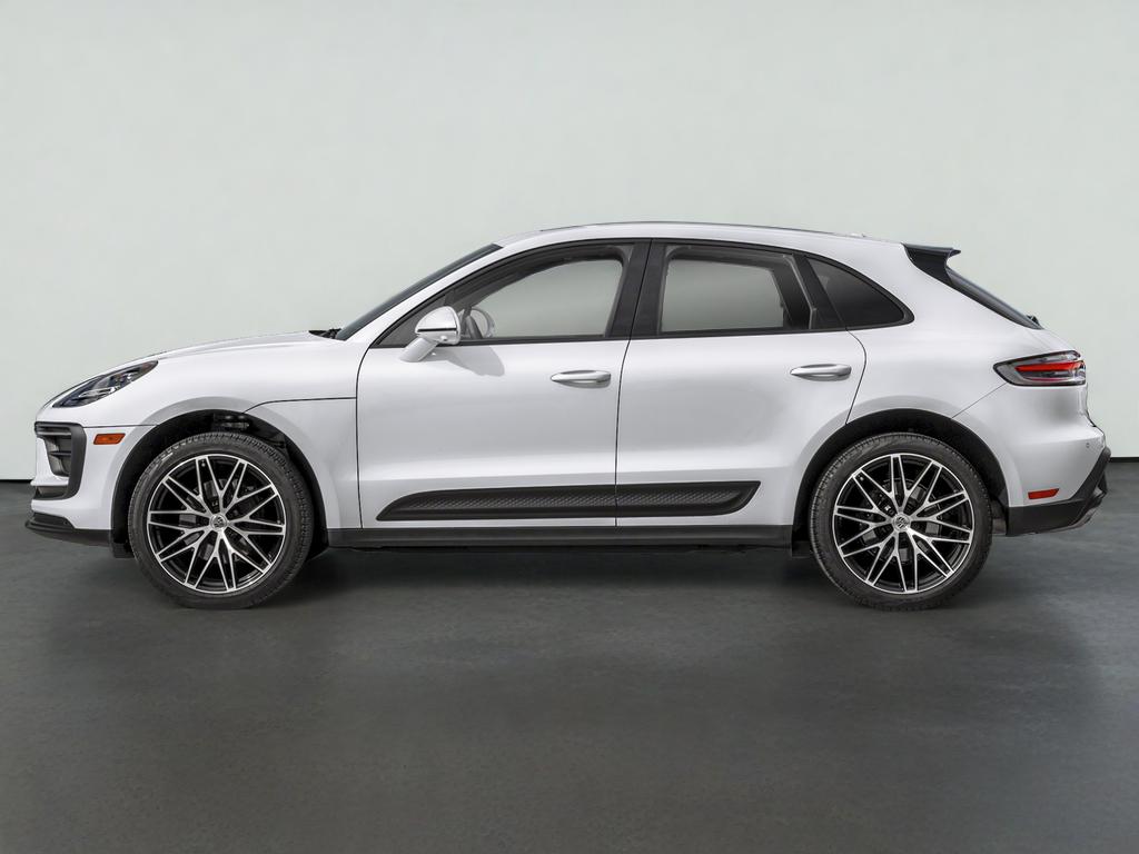 2025 Porsche Macan GTS