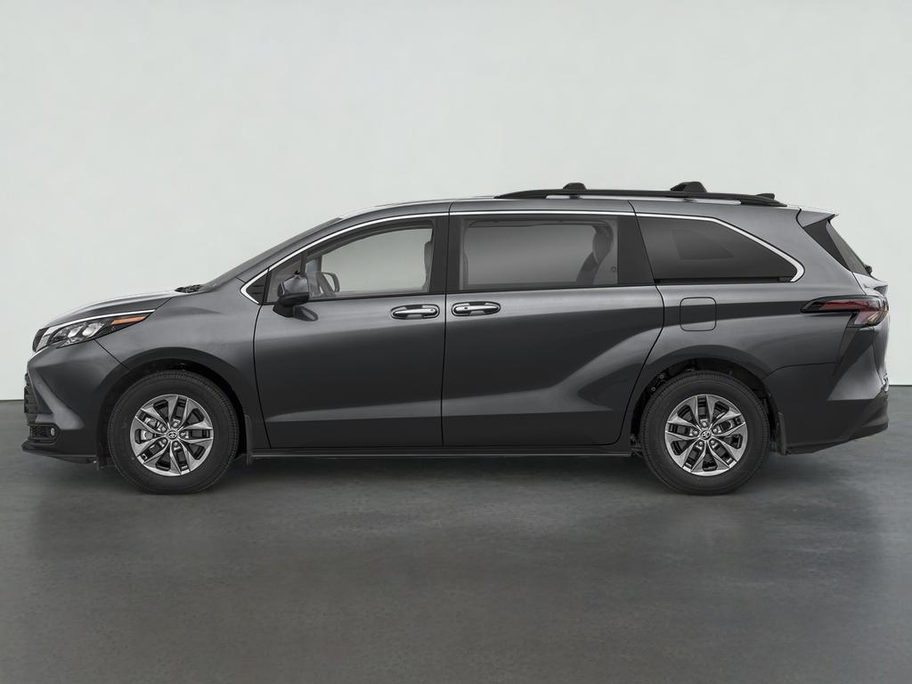 2025 Toyota Sienna XLE 8 Passenger
