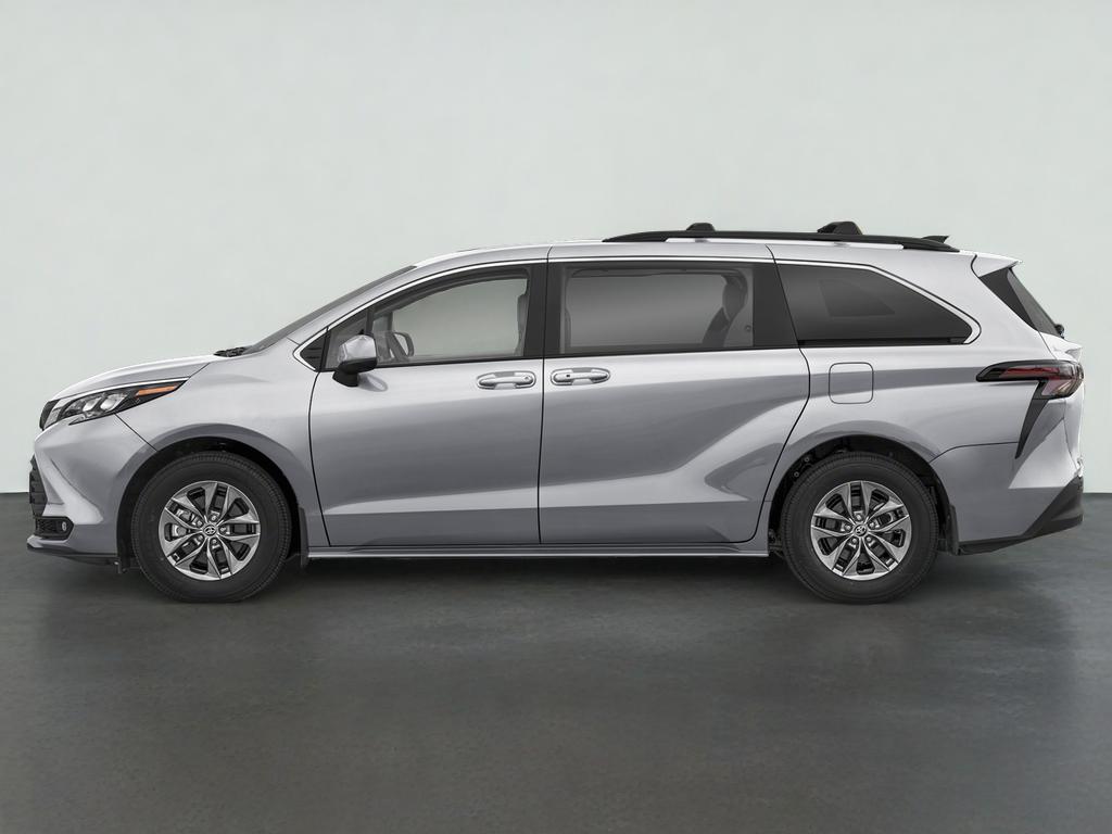 2025 Toyota Sienna XLE 8 Passenger