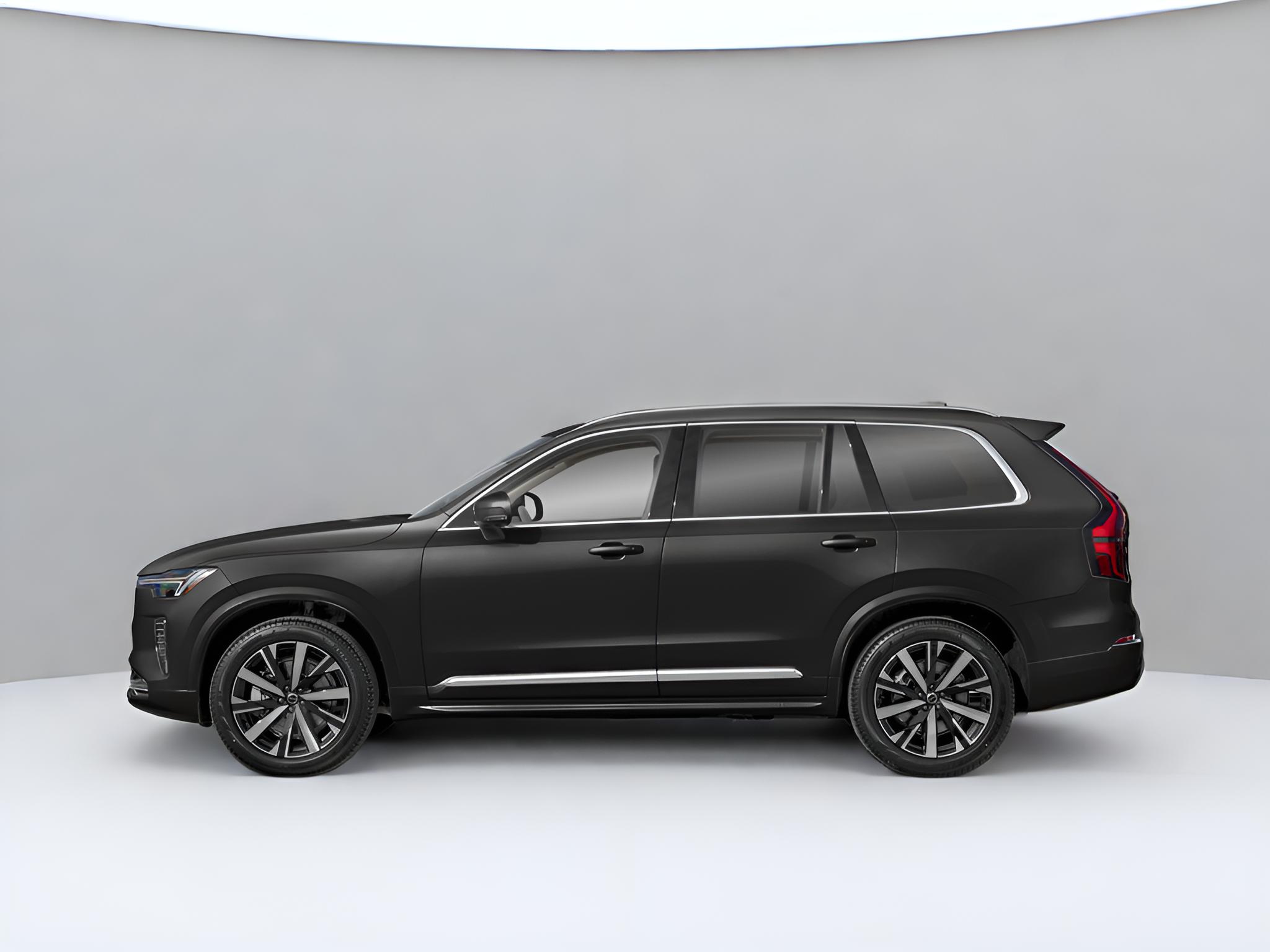 2025 Volvo XC90 B5 Plus 2025.5