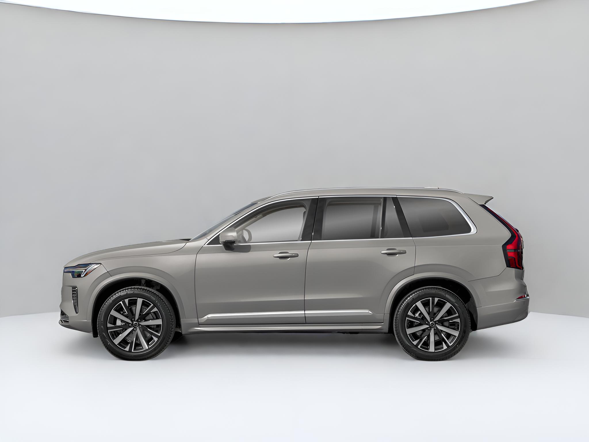 2025 Volvo XC90 B5 Plus 2025.5