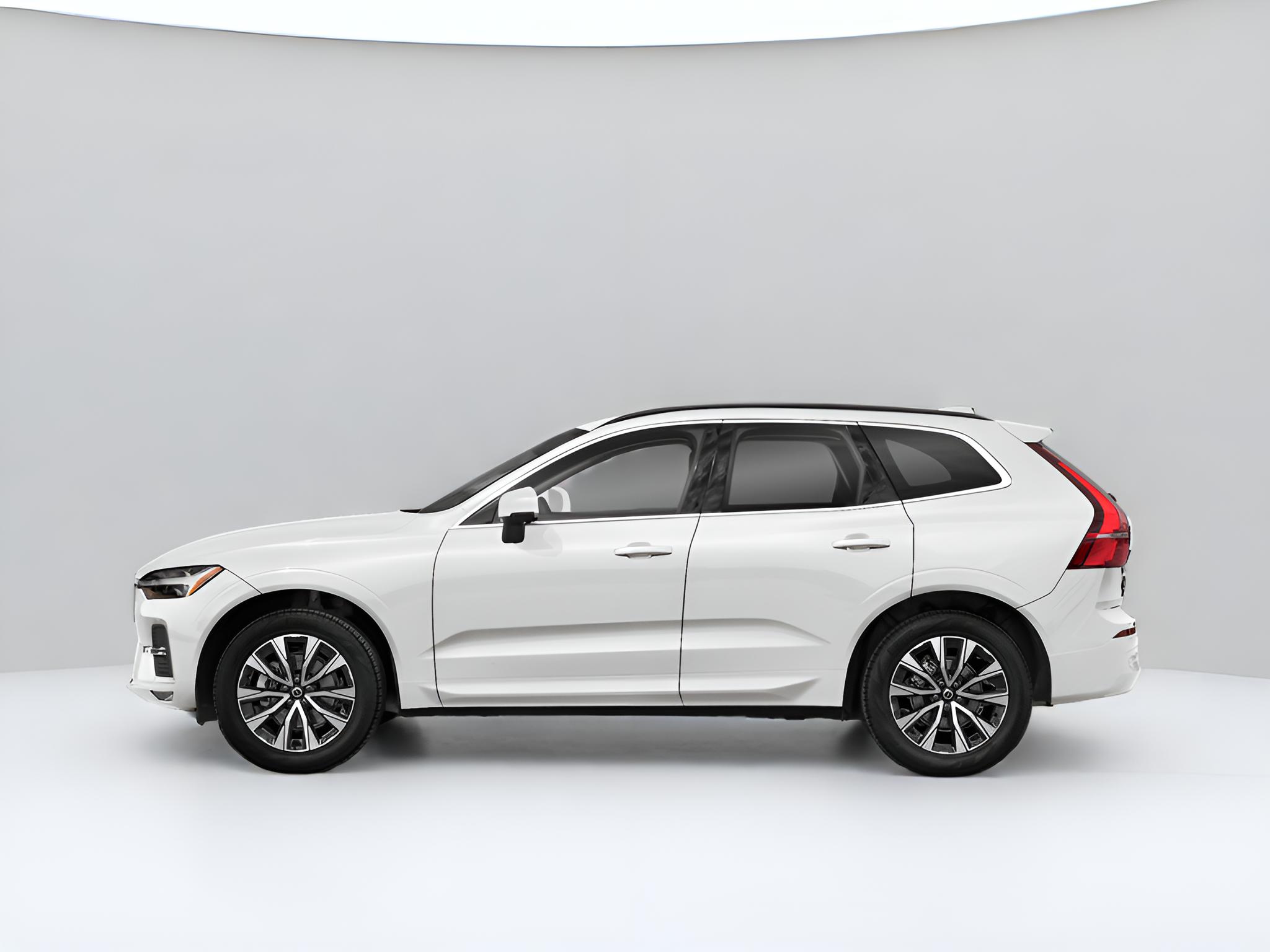 2025 Volvo XC60 B5 Plus
