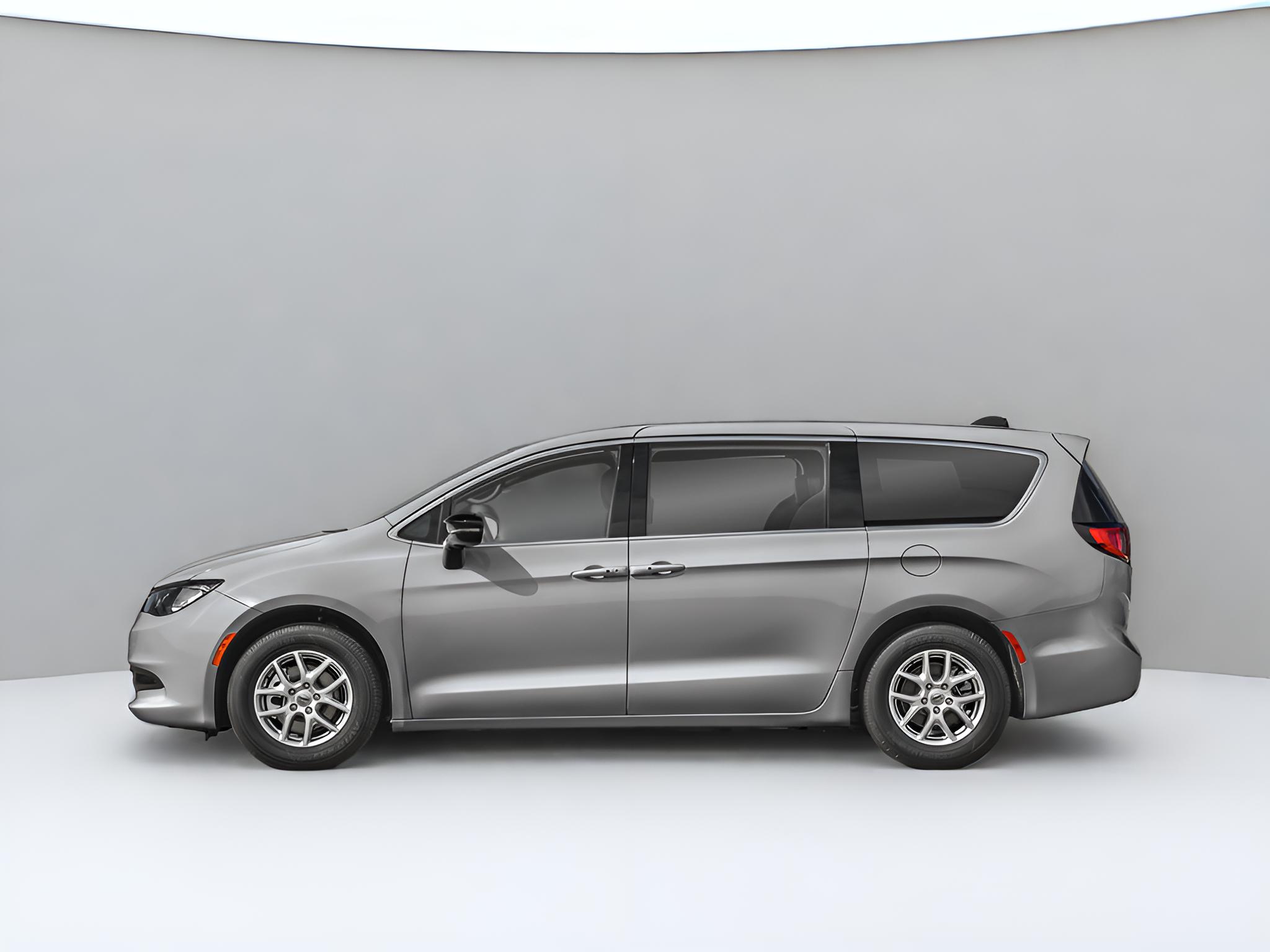 2026 Chrysler Voyager LX